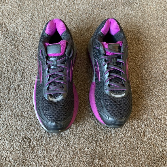 SOLD Brooks Ariel Anthracite Purple Running Shoes - Picture 8 of 8